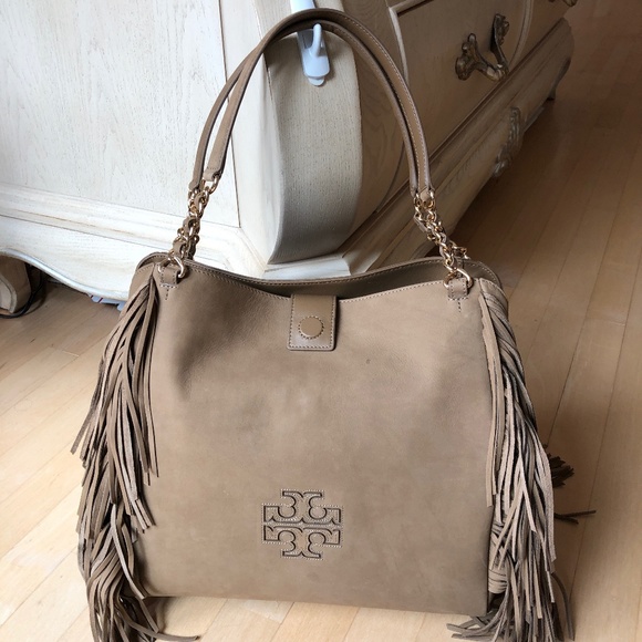 Tory Burch Handbags - Sale😊Tory Burch Harper Fringe Center Zip Tote